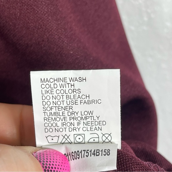 Port Authority, Wolves Maroon Polo Shirt. Size 3XL. Excellent condition! - Picture 5 of 6